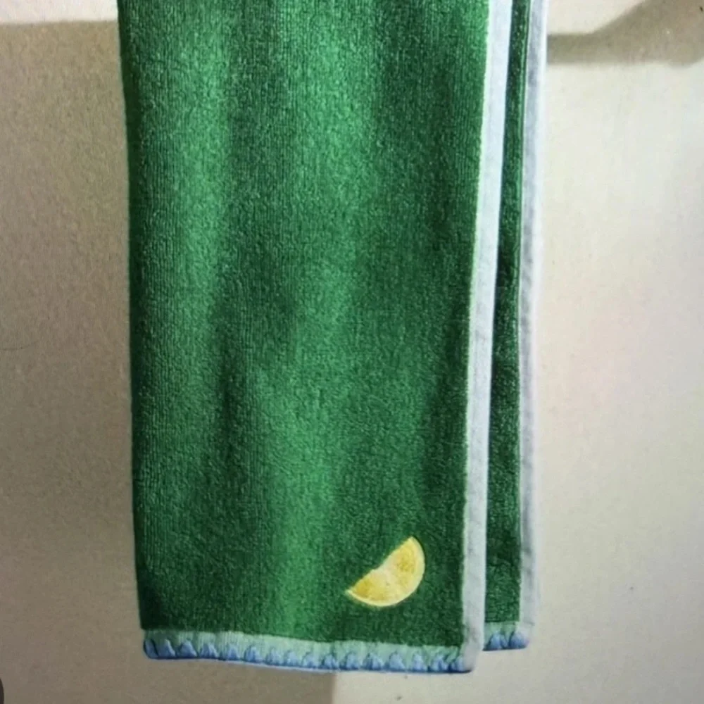Anthropologie‎ Sloane Body Towel